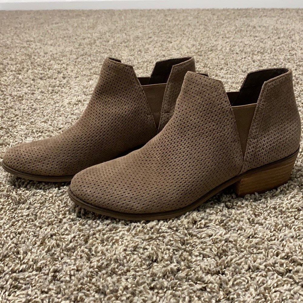Crown Vintage Booties